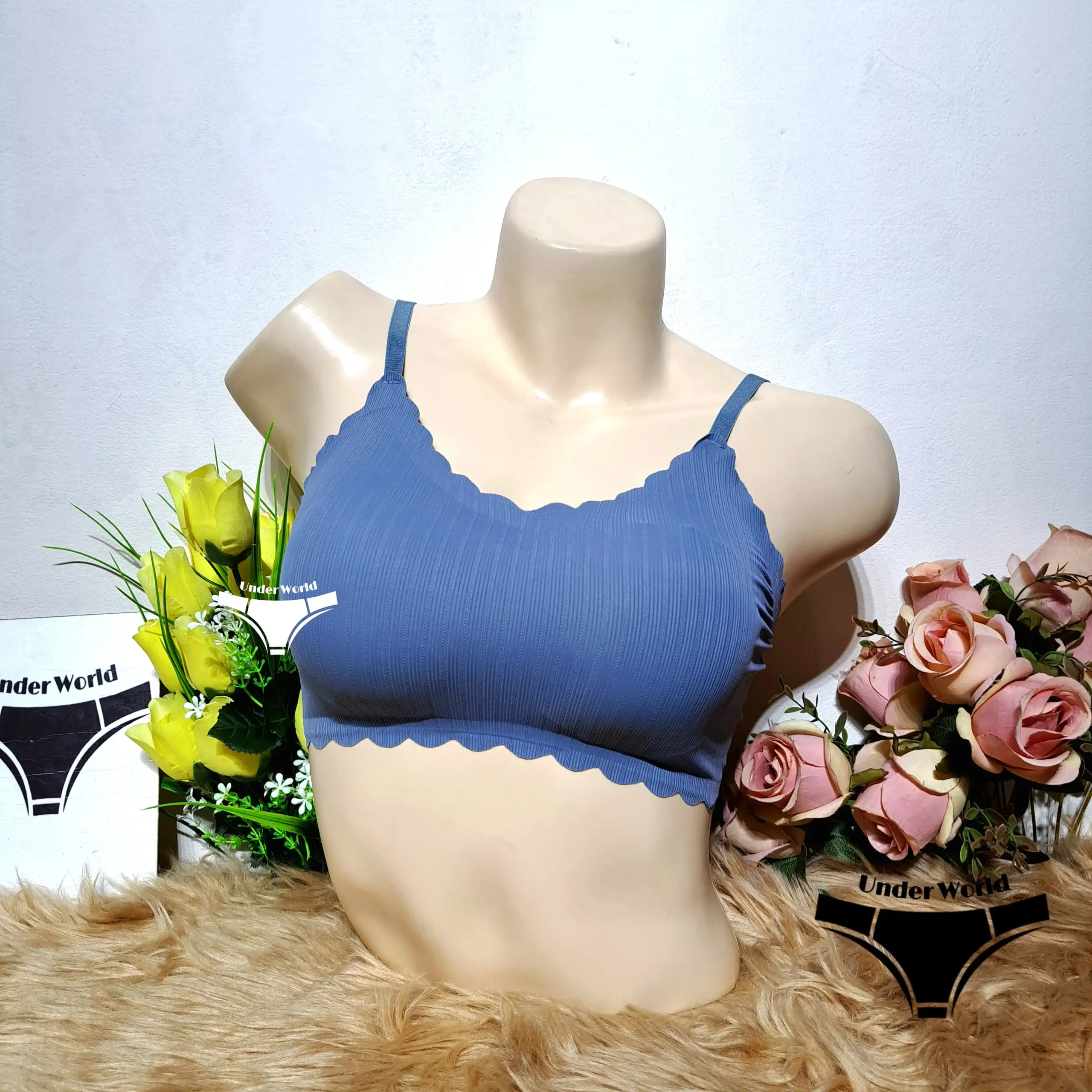 Seamless Ice Silk Soft Removal Padded Bra for Hot Women and Girls